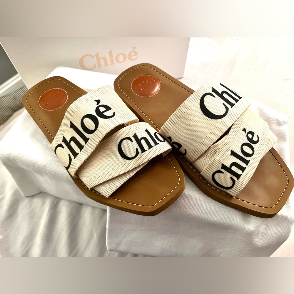 Chloe “Woody” Logo Sandal in white, size 37 (7US)